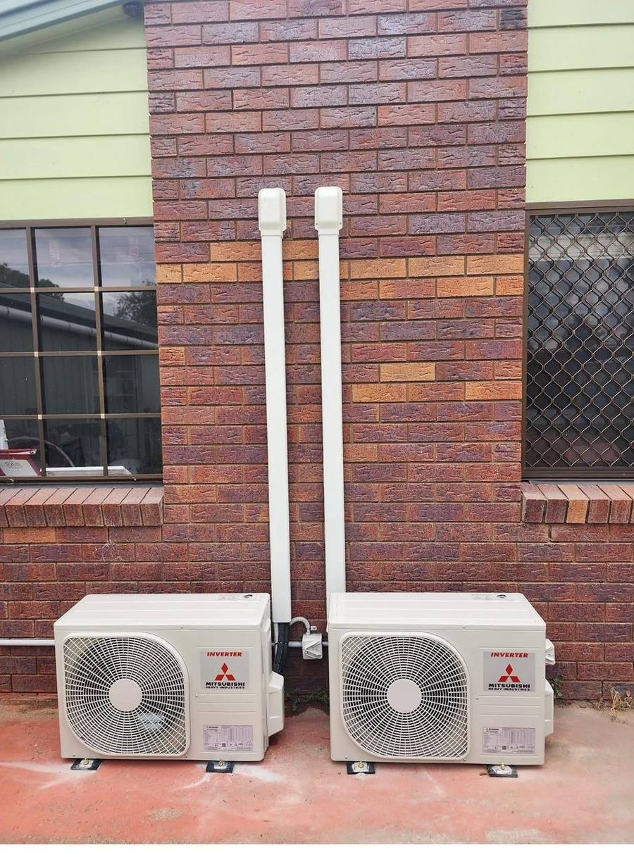 Twin-condenser install — Mitsubishi Heavy Industries · splits — Rising Sun Electrical