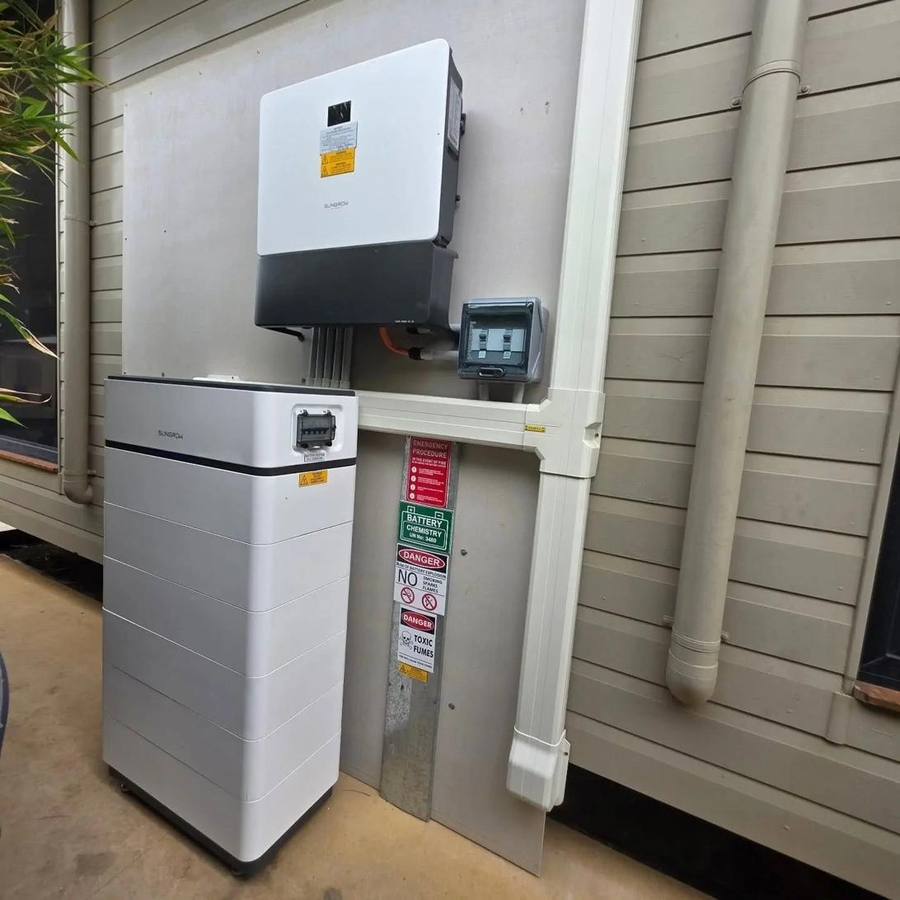 Sungrow inverter + storage — Sungrow hybrid + battery · Roma — Rising Sun Electrical